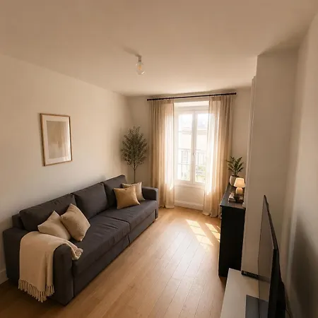 Spacieux A Deux Pas De La Tour Eiffel Apartman